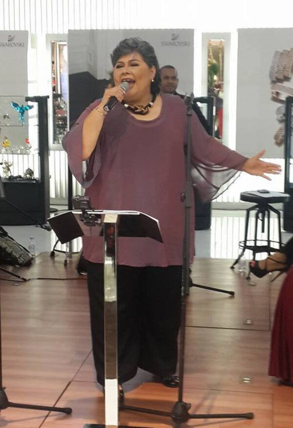 claudia_cecilia_12-600x876